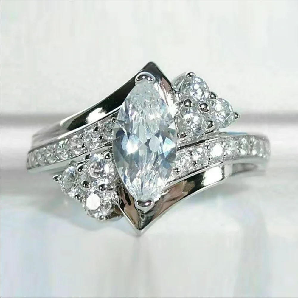 NEW 925 Silver Marquise Cut Diamond Ring - Picture 3 of 3